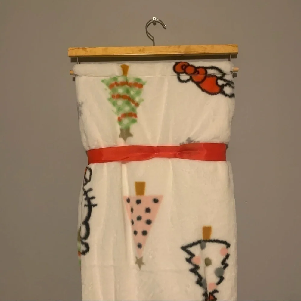 NWT. HELLO KITTY Christmas Trees Holiday Blanket
